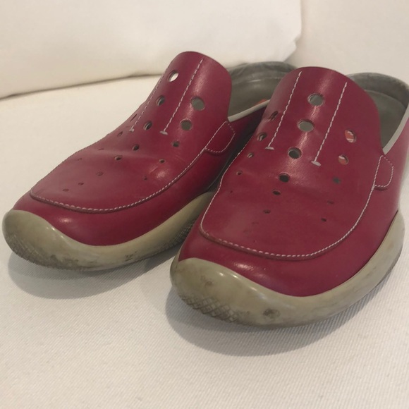 Prada Red Leather slides - Picture 3 of 5